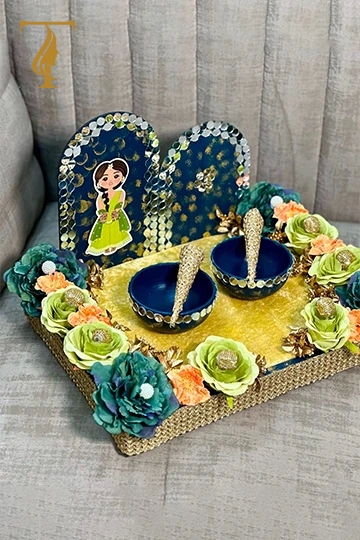 Mehendi platter  With 2 bowls and 2 cones