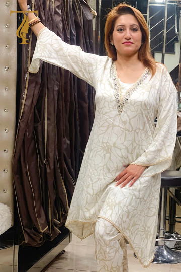 Beige & Ivory Cordset
