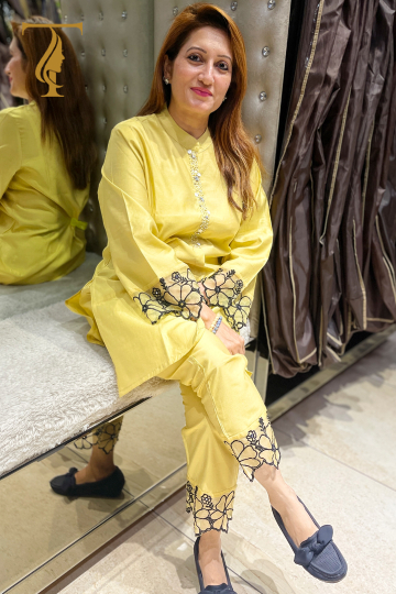 Yellow Cordset